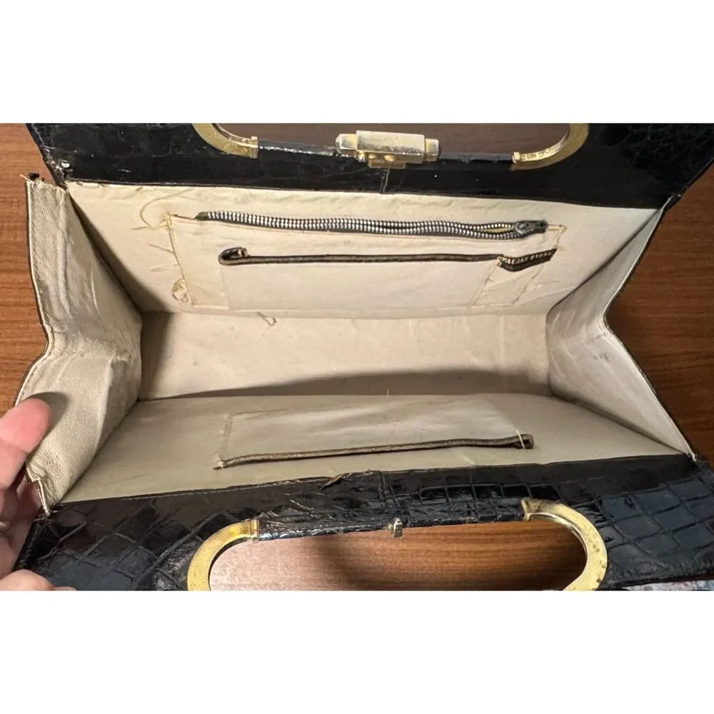 Vintage1960s Yacaré Overo Genuine Caiman Bag Industria Argentina Croc Top Handle